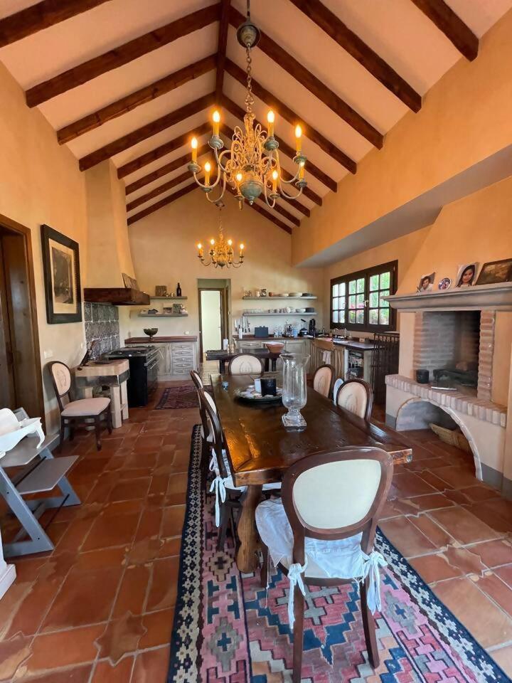 Pousada Casa Sol Encantadora Con Piscina Marbella