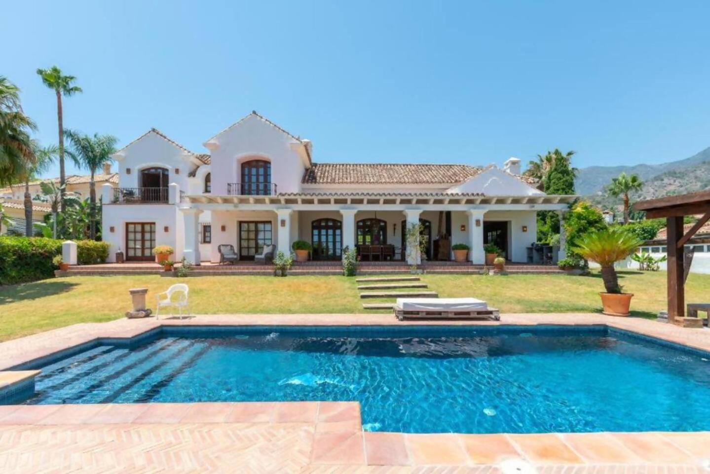 Casa Sol Encantadora Con Piscina Marbella