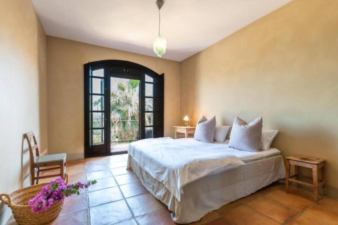 Casa Sol Encantadora Con Piscina